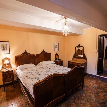 Dimora Palazzo De Antaldis Apartment อูร์บีโน ภายนอก รูปภาพ