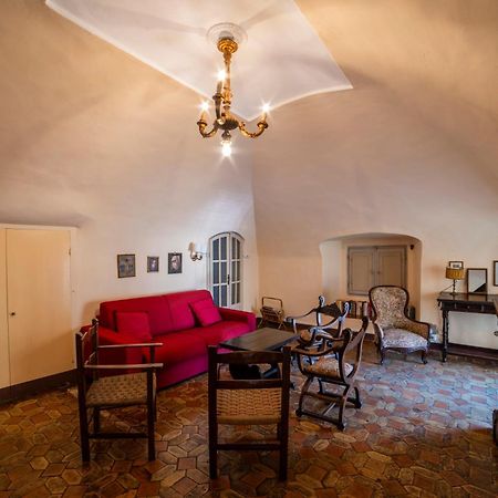 Dimora Palazzo De Antaldis Apartment อูร์บีโน ภายนอก รูปภาพ